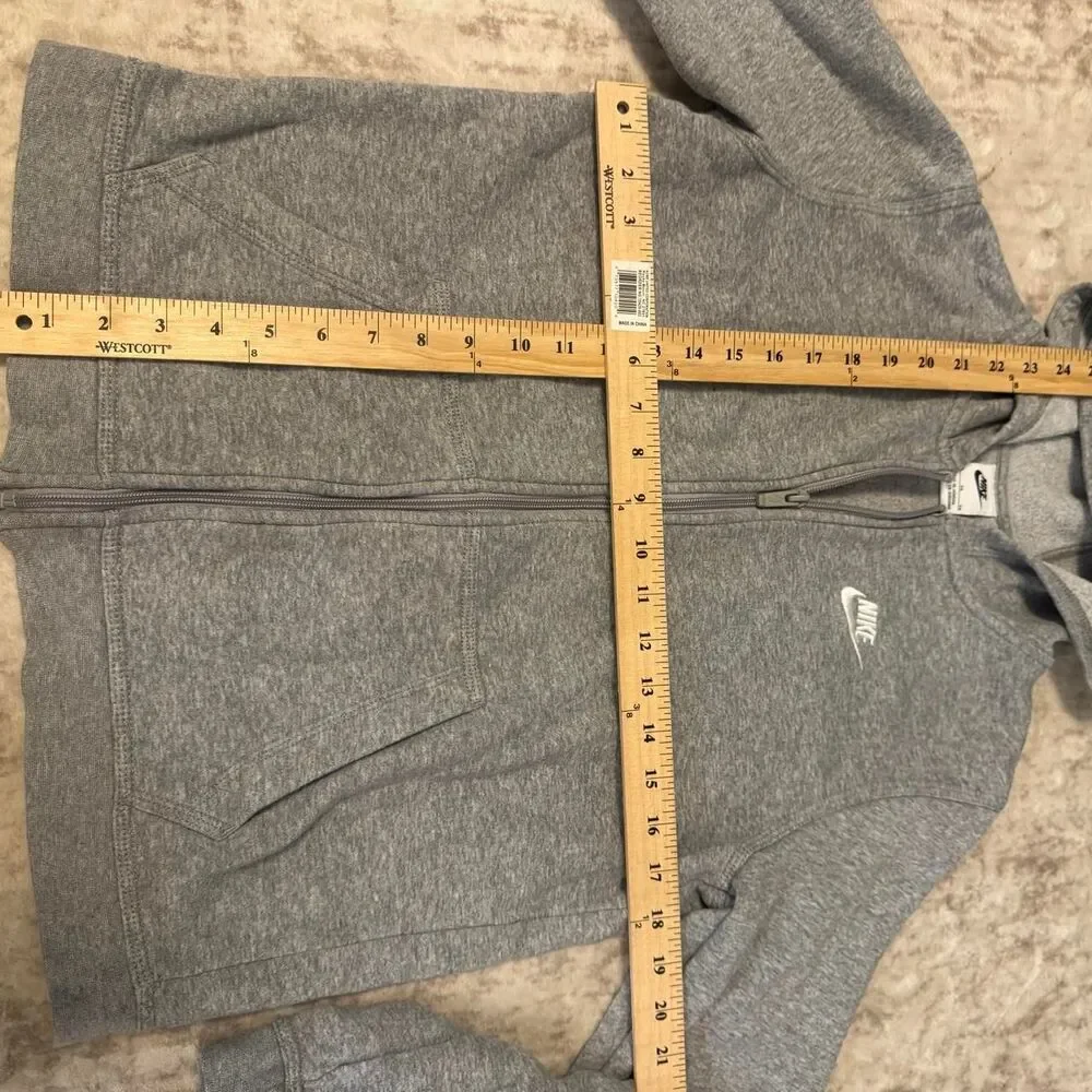 Nike Grey Zip Up Jacket Kids XL